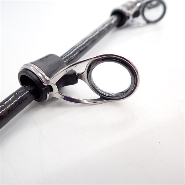 １７ボーダレス３０５Ｈ４－Ｔ